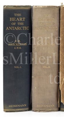 Lot 259 - 'THE HEART OF THE ANTARCTIC' by ERNEST SHACKLETON, 1909