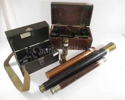 Lot 371 - A 1½IN. OFFICER OF THE WATCH PATTERN SINGLE DRAWER TELESCOPE BY ROSS, LONDON, CIRCA 1920 and other items