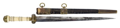 Lot 215 - A MIDSHIPMAN'S DIRK OF THE ROYAL NAVY, CIRCA 1800