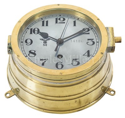 Lot 295 - A KRIEGSMARINE U-BOAT CLOCK