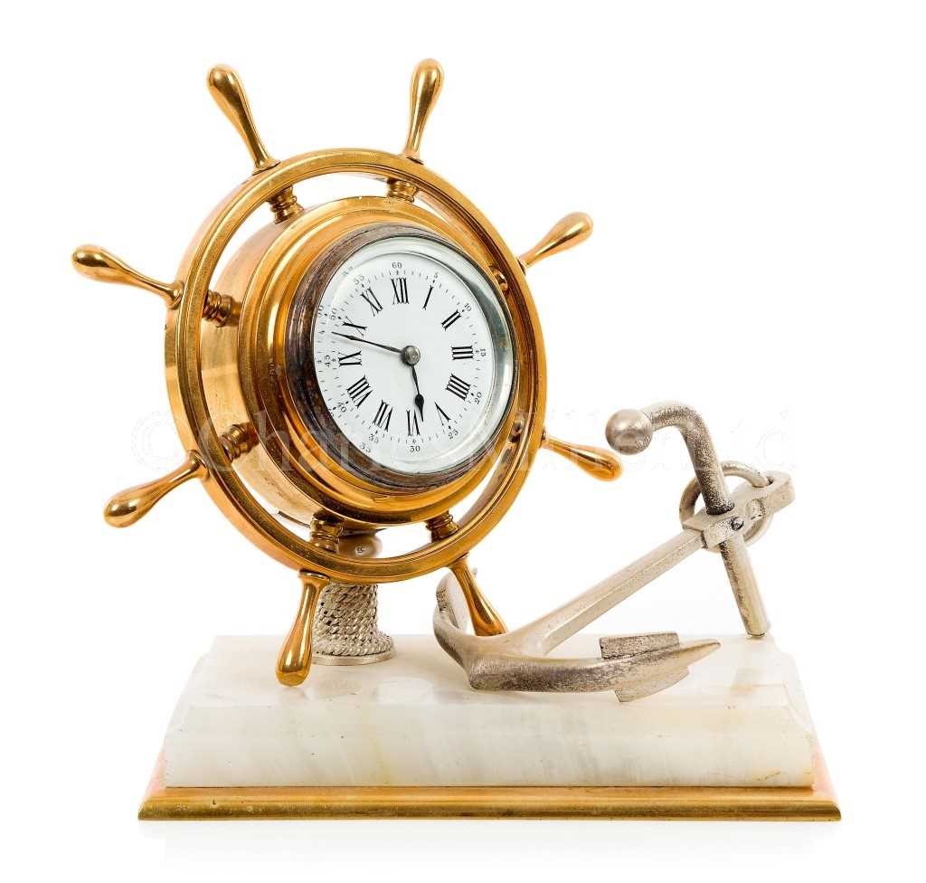 Lot 196 - A NOVELTY MARINE DESK CLOCK