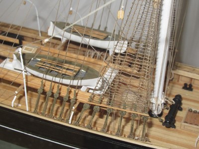 Lot 12 - A WELL-DETAILED 1:96 SCALE STATIC DISPLAY MODEL OF THE BARQUE BEREAN OF LONDON