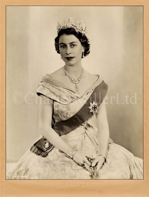 Lot 255 - ROYAL PRESENTATION PORTRAITS OF QUEEN ELIZABETH II AND PRINCE PHILIP