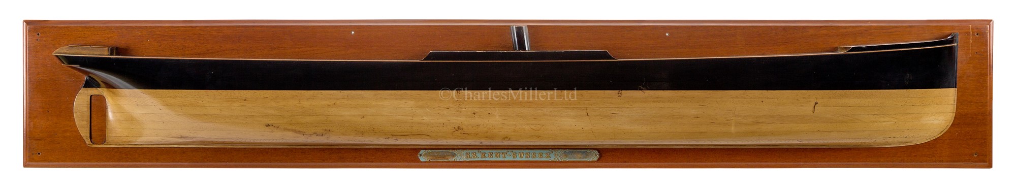 Lot 90 - A 1:48 SCALE BUILDER'S HALF BLOCK MODEL FOR
