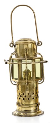 Lot 285 - A 19TH CENTURY ROUND CARGO LAMP