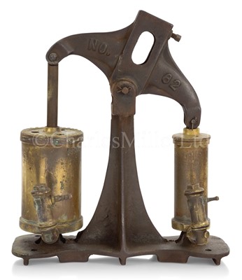 Lot 264 - A SHALLOW DIVING TWIN CYLINDER AIR PUMP BY GLEASON-PETERS AIR PUMP CO., BKLYN N.Y. U.S.A, CIRCA 1900