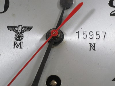 Lot 208 - A KRIEGSMARINE U-BOAT CLOCK