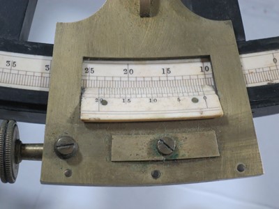 Lot 239 - Ø A 9½IN. RADIUS VERNIER OCTANT BY GEORGE LOWDEN JUNIOR, DUNDEE, CIRCA 1840