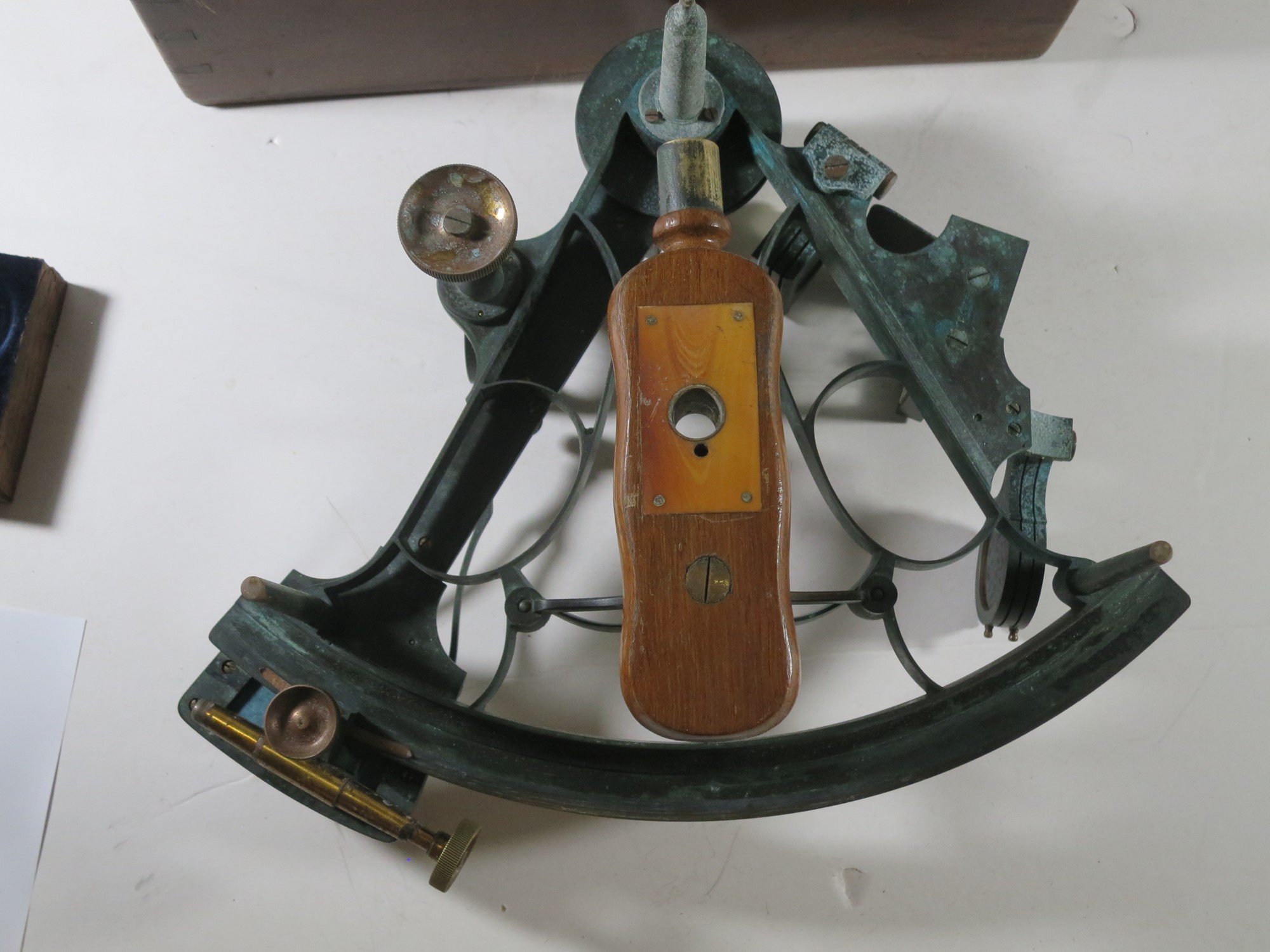 Lot 241 - A 7IN. RADIUS VERNIER SEXTANT BY HEATH AND
