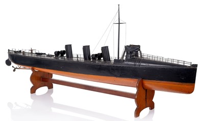 Lot 198 - AN ELECTRIC POND MODEL FOR A TORPEDO BOAT OF CIRCA 1890, MODELLED CIRCA 1920