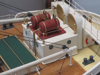 Lot 64 - A BUILDER'S-STYLE MODEL BY NORMAN HILL FOR THE S.S. 'SINNINGTON COURT', ORIGINALLY BUILT BY ARMSTRONG, WHITWORTH & CO. FOR THE UNITED BRITISH SS. CO., 1928