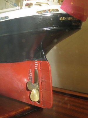 Lot 64 - A BUILDER'S-STYLE MODEL BY NORMAN HILL FOR THE S.S. 'SINNINGTON COURT', ORIGINALLY BUILT BY ARMSTRONG, WHITWORTH & CO. FOR THE UNITED BRITISH SS. CO., 1928