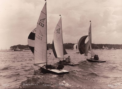Lot 32 - A SET OF PHOTOGRAPHS FROM THE COWES REGATTA, 1962