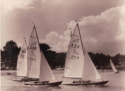 Lot 32 - A SET OF PHOTOGRAPHS FROM THE COWES REGATTA, 1962