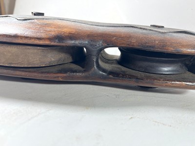 Lot 31 - A LATE 19TH CENTURY FIDDLE BLOCK