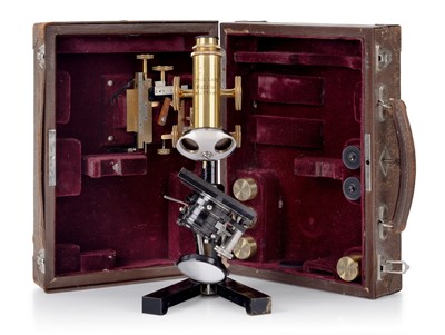 Lot 358 - A TRAVELLING MICROSCOPE BY ERNST LEITZ WETZLAR, CIRCA 1930