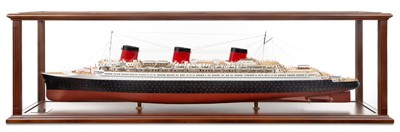 Lot 137 - A WELL-PRESENTED AND FINELY DETAILED BUILDER'S STYLE MODEL FOR THE S.S. 'NORMANDIE' [1932]