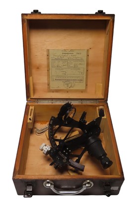 Lot 6 - A 6½IN. RADIUS MICROMETER SEXTANT FOR THE KRIEGSMARINE BY C. PLATH, HAMBURG, CIRCA 1944