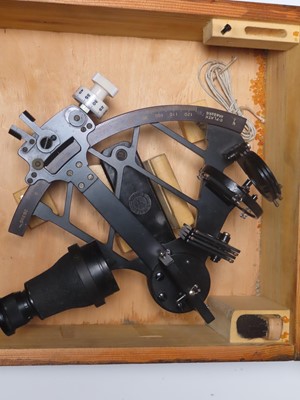 Lot 6 - A 6½IN. RADIUS MICROMETER SEXTANT FOR THE KRIEGSMARINE BY C. PLATH, HAMBURG, CIRCA 1944