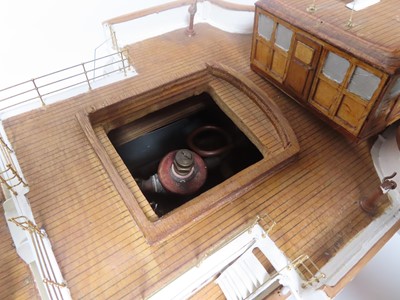 Lot 123 - A LIVE STEAM MODEL STEAM YACHT, CIRCA 1950