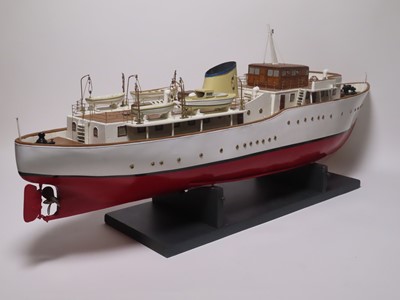 Lot 123 - A LIVE STEAM MODEL STEAM YACHT, CIRCA 1950