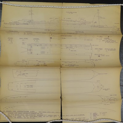 Lot 68 - A 1:680 SCALE WATERLINE MODEL OF THE CUNARD LINER R.M.S. 'QUEEN MARY'