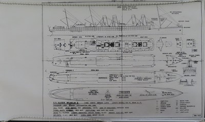 Lot 68 - A 1:680 SCALE WATERLINE MODEL OF THE CUNARD LINER R.M.S. 'QUEEN MARY'