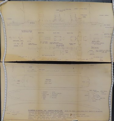 Lot 68 - A 1:680 SCALE WATERLINE MODEL OF THE CUNARD LINER R.M.S. 'QUEEN MARY'
