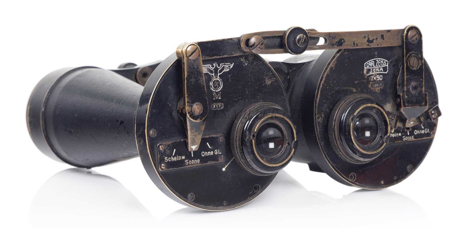 Lot 277 - A PAIR OF D.F. 7 X 50 SIGNALLING LAMP KRIEGSMARINE BINOCULARS BY CARL ZEISS, JENA, 1930