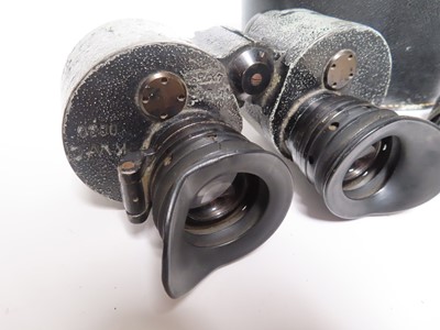 Lot 110 - A KRIEGSMARINE OFFICER'S ERNST LEITZ BINOCULARS CASE, 1943