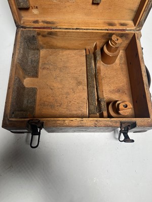 Lot 278 - A PAIR OF 8 X 60 KRIEGSMARINE U-BOAT BINOCULARS BY CARL ZEISS, JENA, 1941