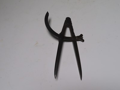 Lot 92 - A PAIR OF STEEL SHIPWRIGHTS COMPASS DIVIDERS, PROBABLY 18TH CENTURY