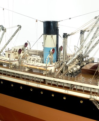 Lot 76 - A FINE AND DETAILED 1:96 SCALE BUILDER'S MODEL FOR THE CARGO SHIPS LEIGHTON; LINNELL AND LASSELL, BUILT BY MCMILLAN & SON LTD, DUMBARTON, FOR LAMPORT & HOLT LTD, LIVERPOOL, 1921-2