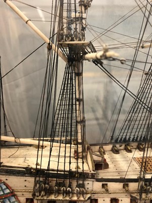 Lot 160 - A EARLY 19TH CENTURY FRENCH NAPOLEONIC PRISONER-OF-WAR BONE SHIP MODEL