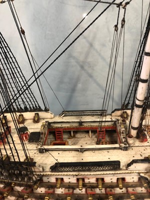 Lot 160 - A EARLY 19TH CENTURY FRENCH NAPOLEONIC PRISONER-OF-WAR BONE SHIP MODEL