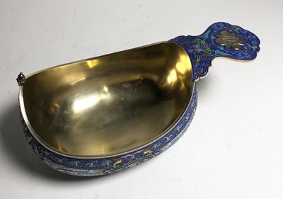 Lot 75 - A LARGE RUSSIAN SILVER-GILT AND CLOISONNÉ ENAMEL CEREMONIAL KOVSH BY GRACHEV BROTHERS, ST PETERSBURG, CIRCA 1892