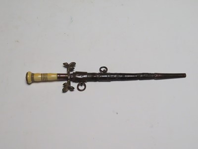 Lot 105 - Ø A MIDSHIPMAN'S NAVAL DIRK, CIRCA 1800