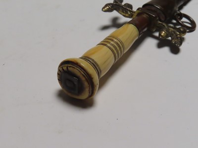 Lot 105 - Ø A MIDSHIPMAN'S NAVAL DIRK, CIRCA 1800