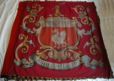 Lot 162 - A PAINTED SILK BARGE PENNANT WITH THE BAXTER COAT OF ARMS PRESENTED TO THE WORSHIPFUL COMPANY OF SHIPWRIGHTS, 19TH CENTURY