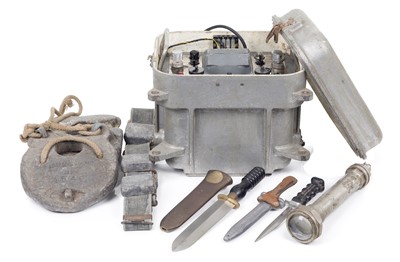 Lot 127 - A GROUP OF SIEBE GORMAN AND HEINKE DIVING ACCESSORIES, 20TH CENTURY