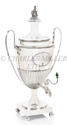 Lot 162 - A LLOYD'S COFFEE HOUSE NAVAL PRESENTATION SILVER URN, 1797