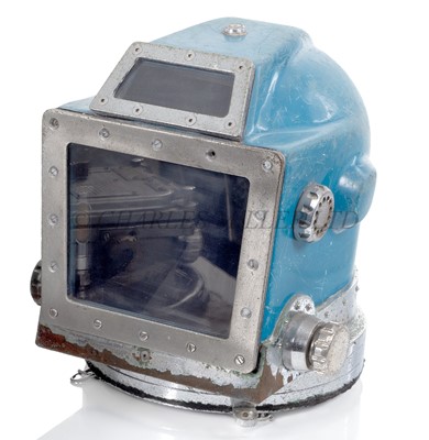 Lot 227 - A SWINDELL-PATTERN LIGHTWEIGHT DIVING HELMET, CIRCA 1970