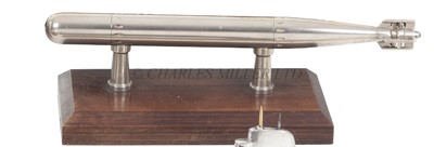 Lot 252 - A WHITEHEAD TORPEDO PRESENTATION MODEL, CIRCA 1940