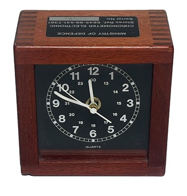 Lot 19 - A MINISTRY OF DEFENCE ELECTRONIC QUARTZ CHRONOMETER, CIRCA 1980