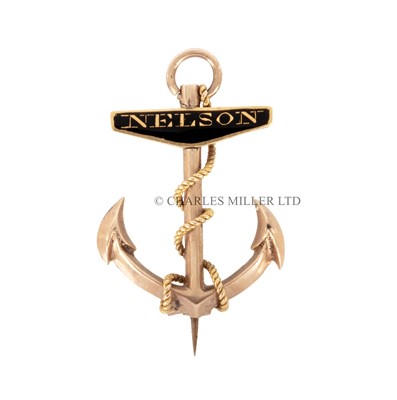 Lot 32 - A GOLD AND ENAMEL MOURNING BROOCH, CIRCA 1805