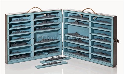 Lot 278 - A cased set of WWII recognition models by H....