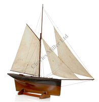 Lot 271 - A SAILING MODEL FOR THE GAFF-RIGGED YACHT...