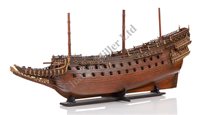 Lot 289 - A CARVED AND UNRIGGED STATIC DISPLAY MODEL OF...