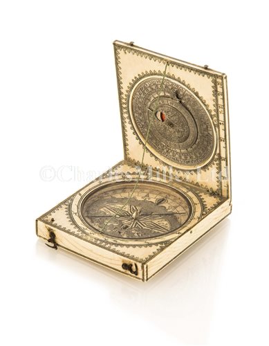 Lot 204 - Ø AN IVORY MAGNETIC AZIMUTH DIPTYCH DIAL BY...