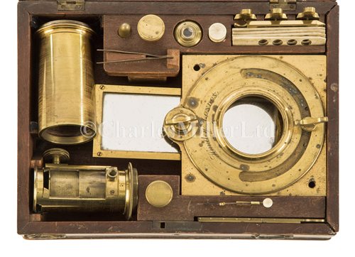 Lot 247 - A FINE SOLAR MICROSCOPE BY ROBERT HUNTLY,...